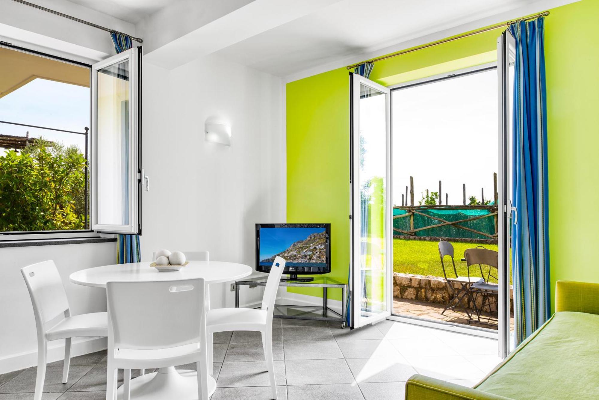 Le Capannelle Aparthotel SantʼAgata sui Due Golfi Exterior foto